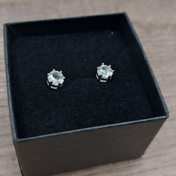 1.2 Carat Natural Topaz Sterling Silver Stud Earrings - Picture 6 of 9